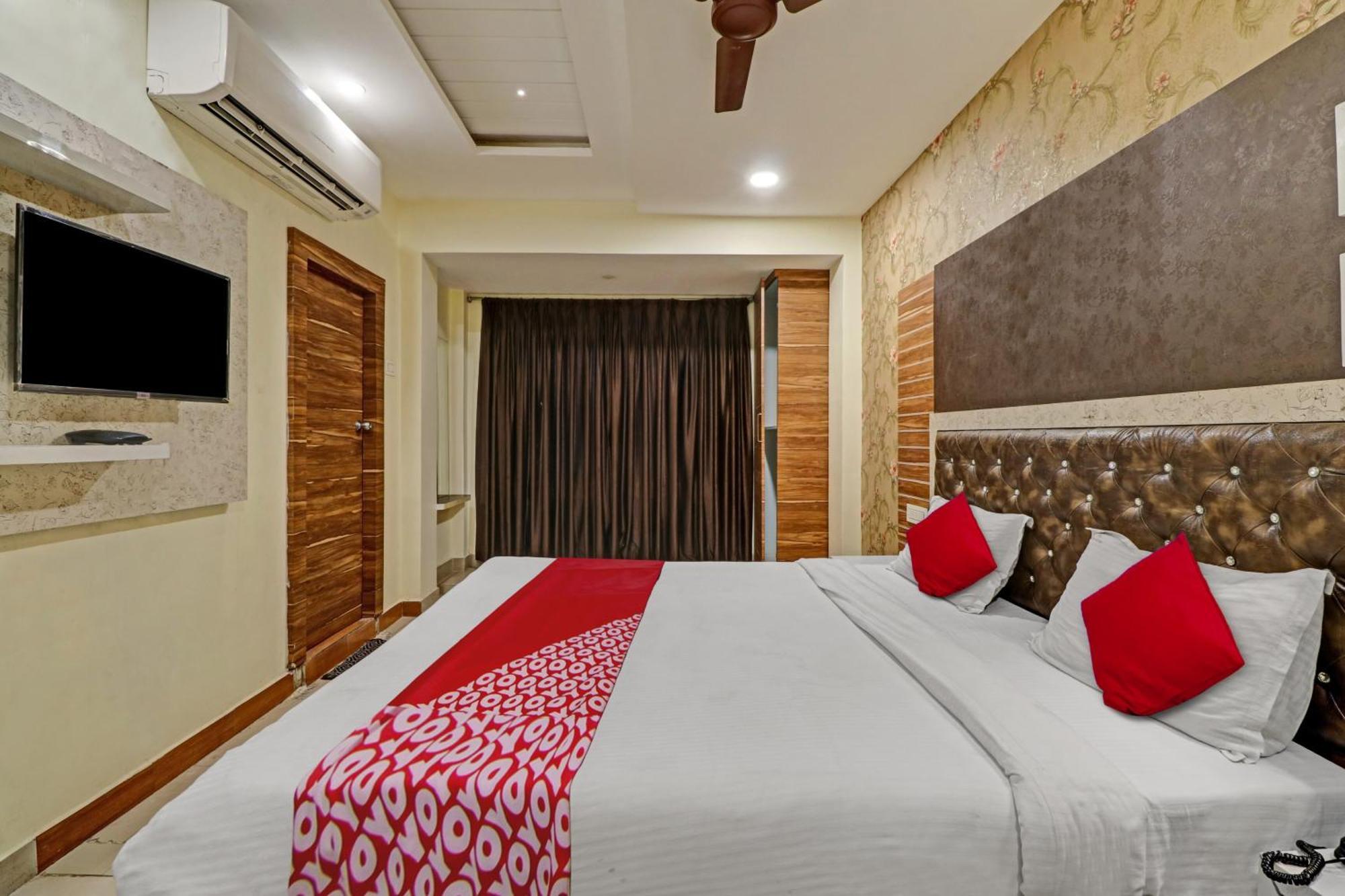 Hotel O Aditya Grand Inn Guntur Ngoại thất bức ảnh